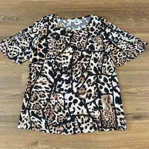 Susan Graver Short Split Sleeve Leopard Print Blouse Liquid Knit Shirt Small